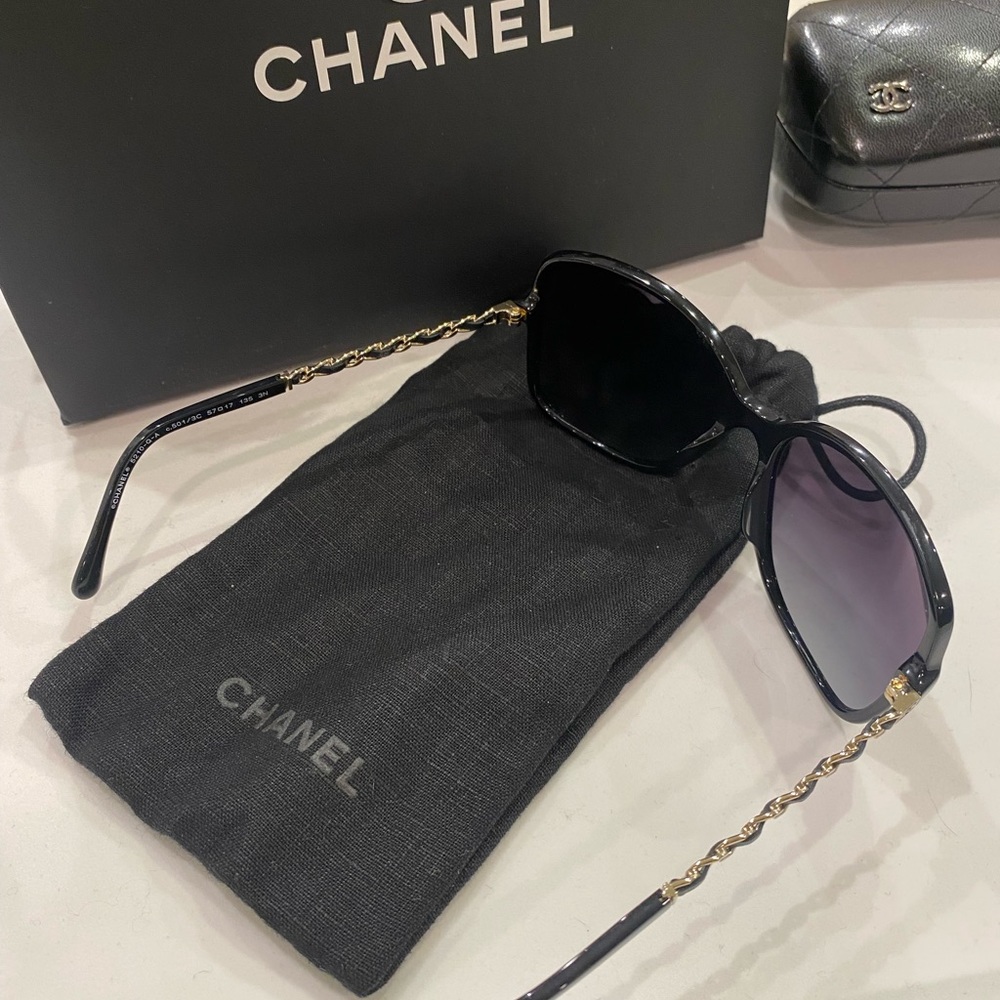 CHANEL SQUARE SUNGLASSES Acetate & Lambskin